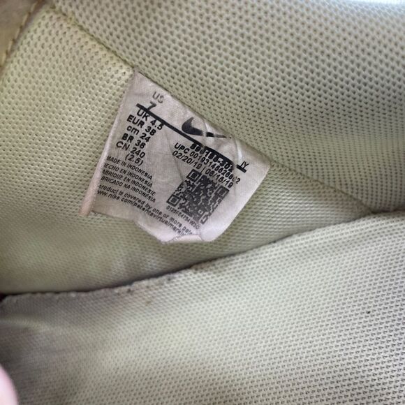 NIKE AIR FORCE 1 07 SNEAKERS IN BARELY VOLT GREEN - Picture 10 of 10